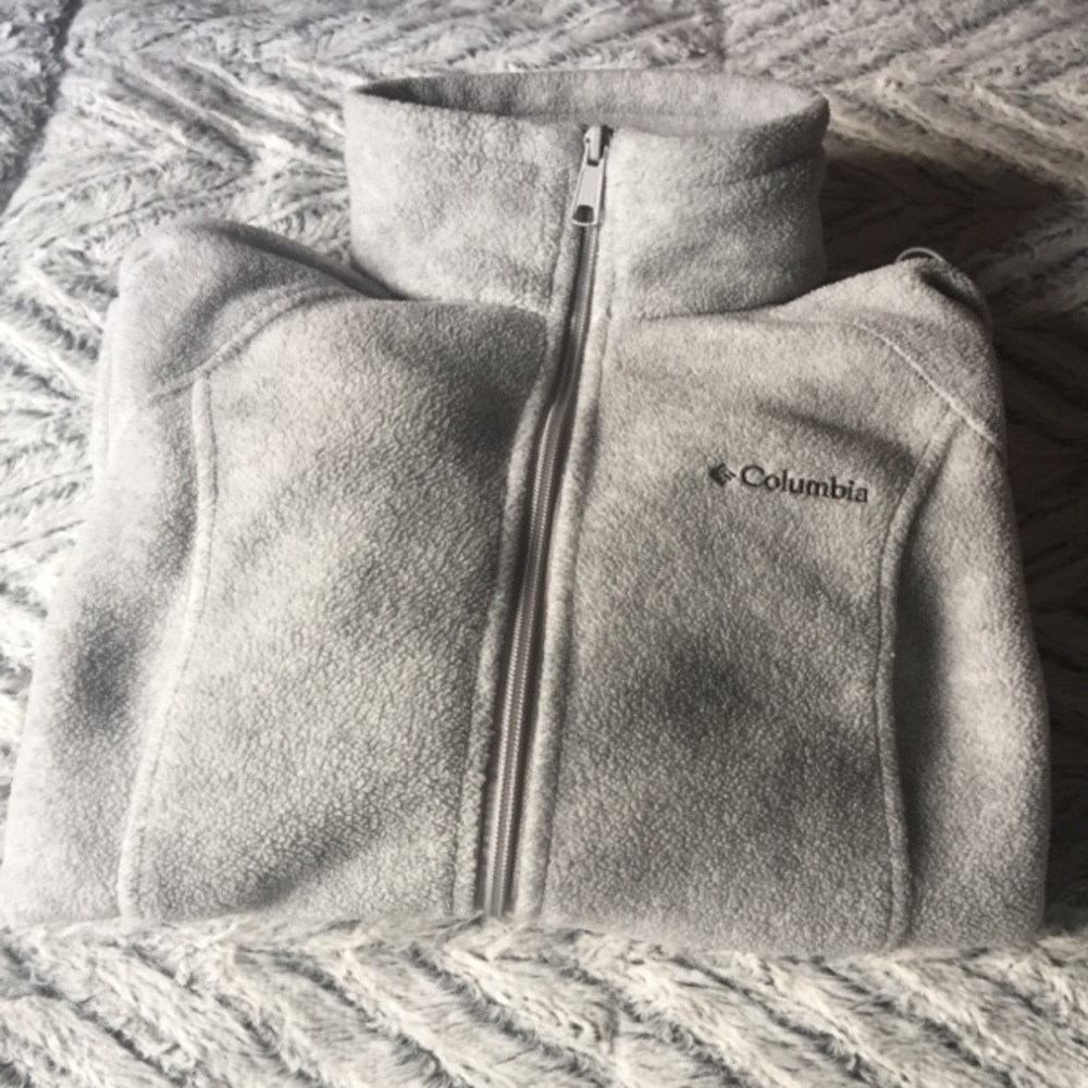 Women’s Columbia Light Grey Fleece